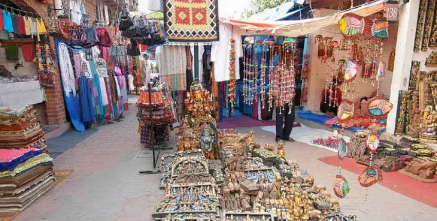 Handcrafted Treasures Await at Kullu Market