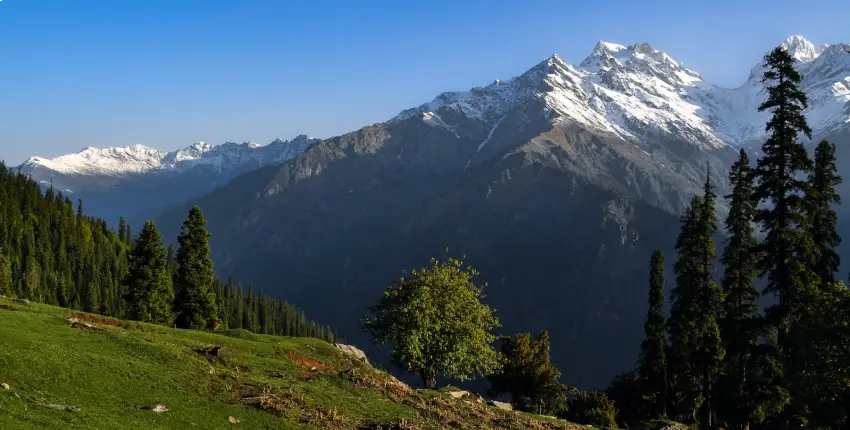 Top 5 Visited Hiking Spots In Himachal Pradesh 2 Himachal - playground for adventurers and nature enthusiasts