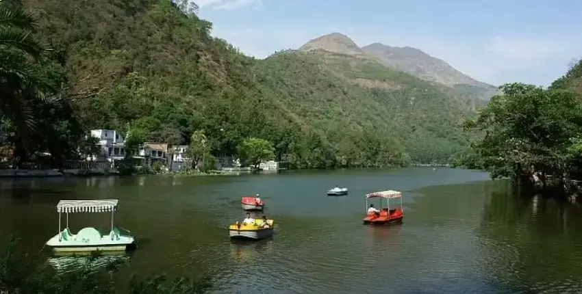 Beautiful view of Renuka Lake