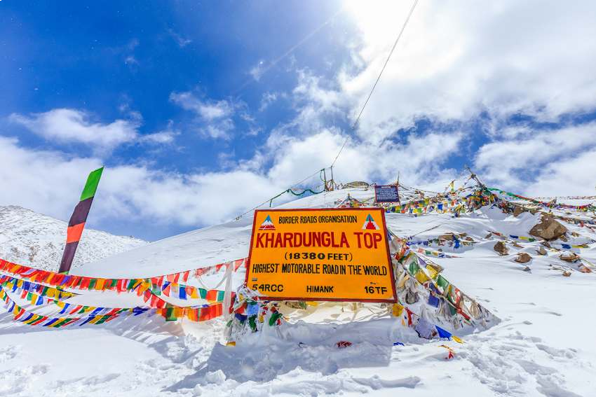 Khardung La or Khardung Pass