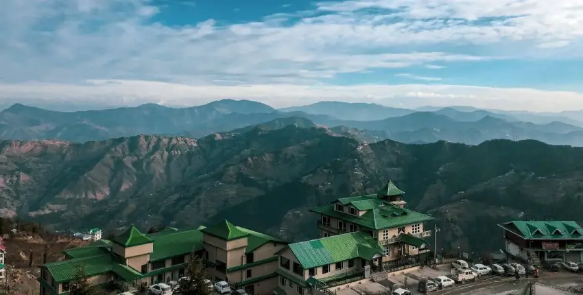 Uttarakhand vs Himachal Pradesh: A Devbhoomi Tourist's Dilemma 3 Weather in Shimla