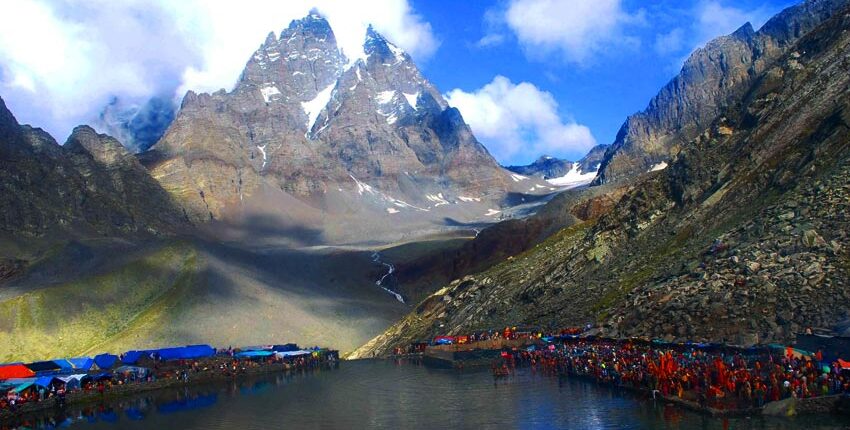 manimahesh Lake trek