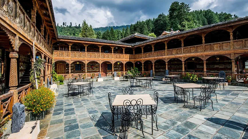 Naggar castle