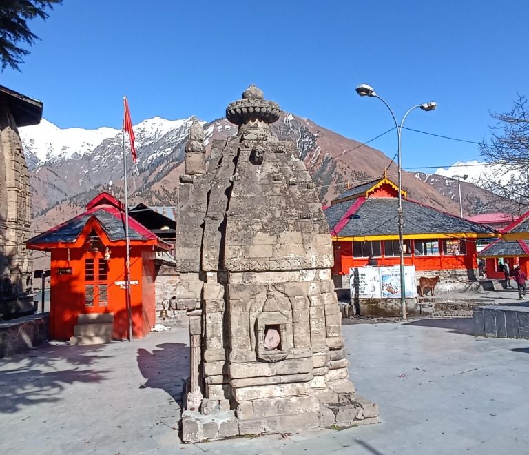 chaurashi temple