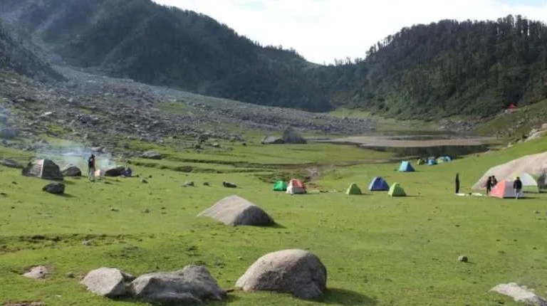 Campsites near the lake
