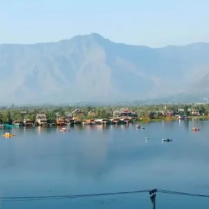 Ladakh Srinagar Header Image