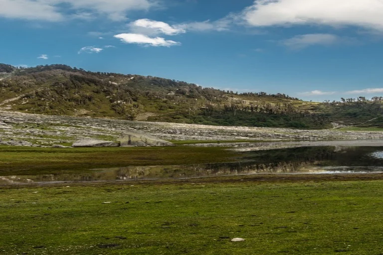 Kareri Lake Header Image 1