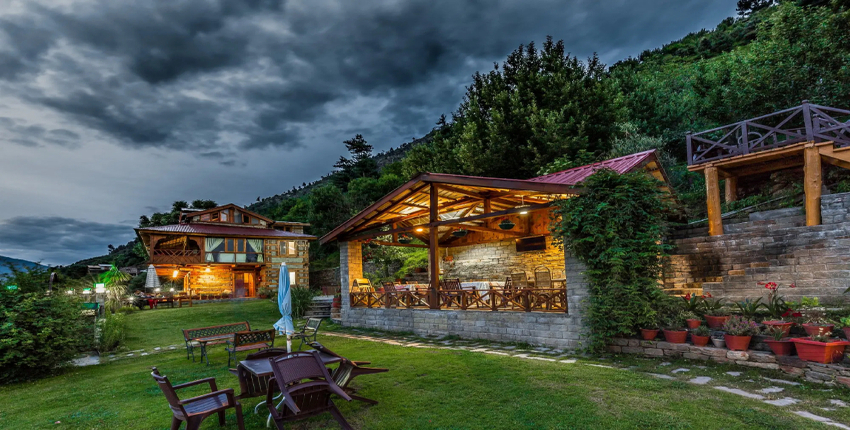 10 Reasons Why Dharamshala Should Be Your Next Travel Destination 10 Hospitality In himachal 1