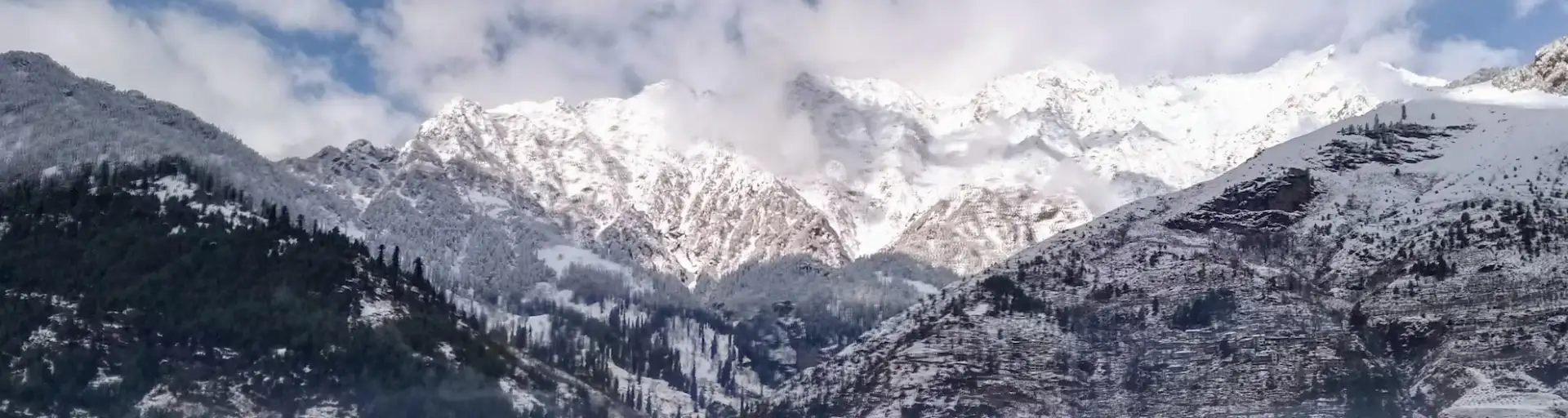 Manali Tourist Spots! Top 5 Recommendable Tourist Places Around Manali 2023 1 Manali Tourist Spots Featured Image