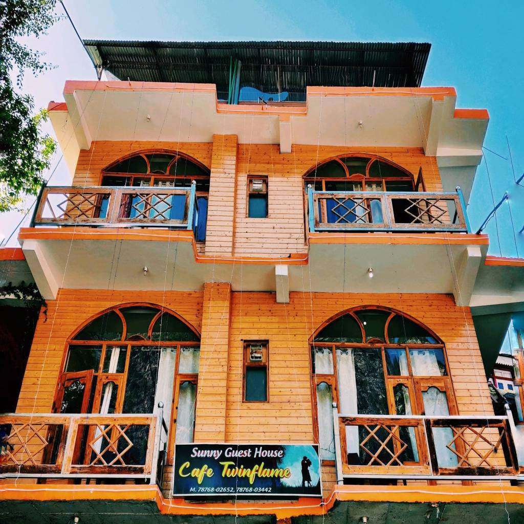 Sunny guest house kasol image