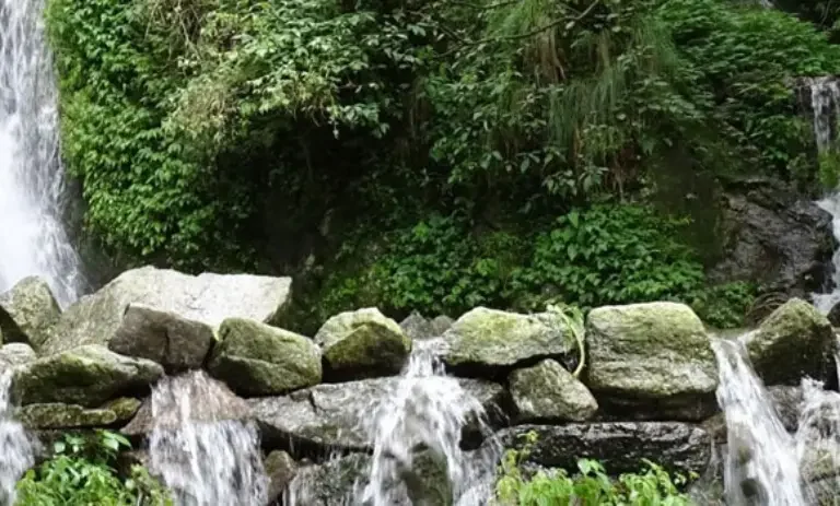 Bara Pathar Featured Image