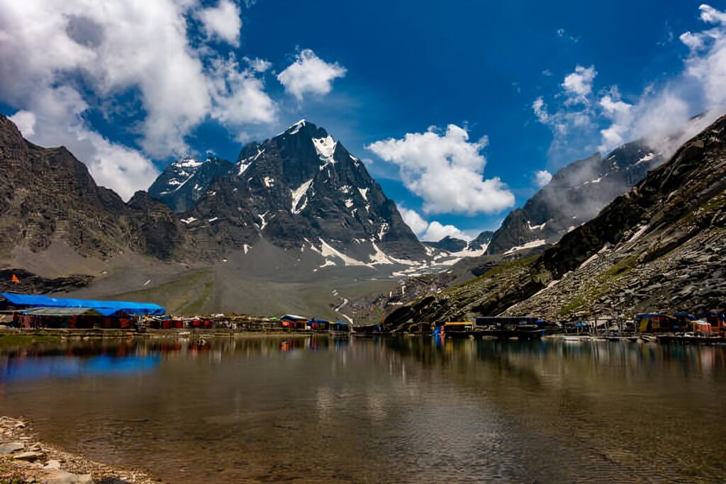 Banni Mata Temple Guide: History, Trek Route & Best Time to Visit 3 Manimahesh Peak